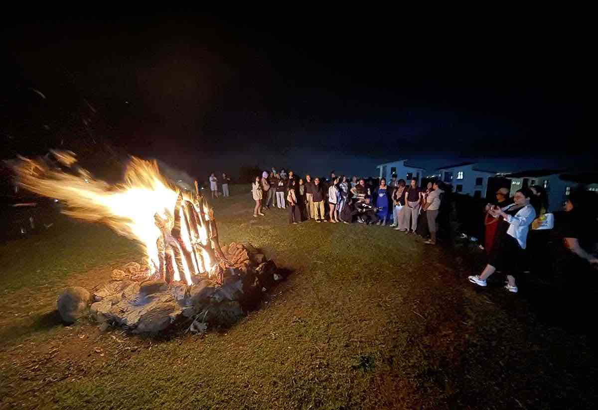 Bonfire bonding